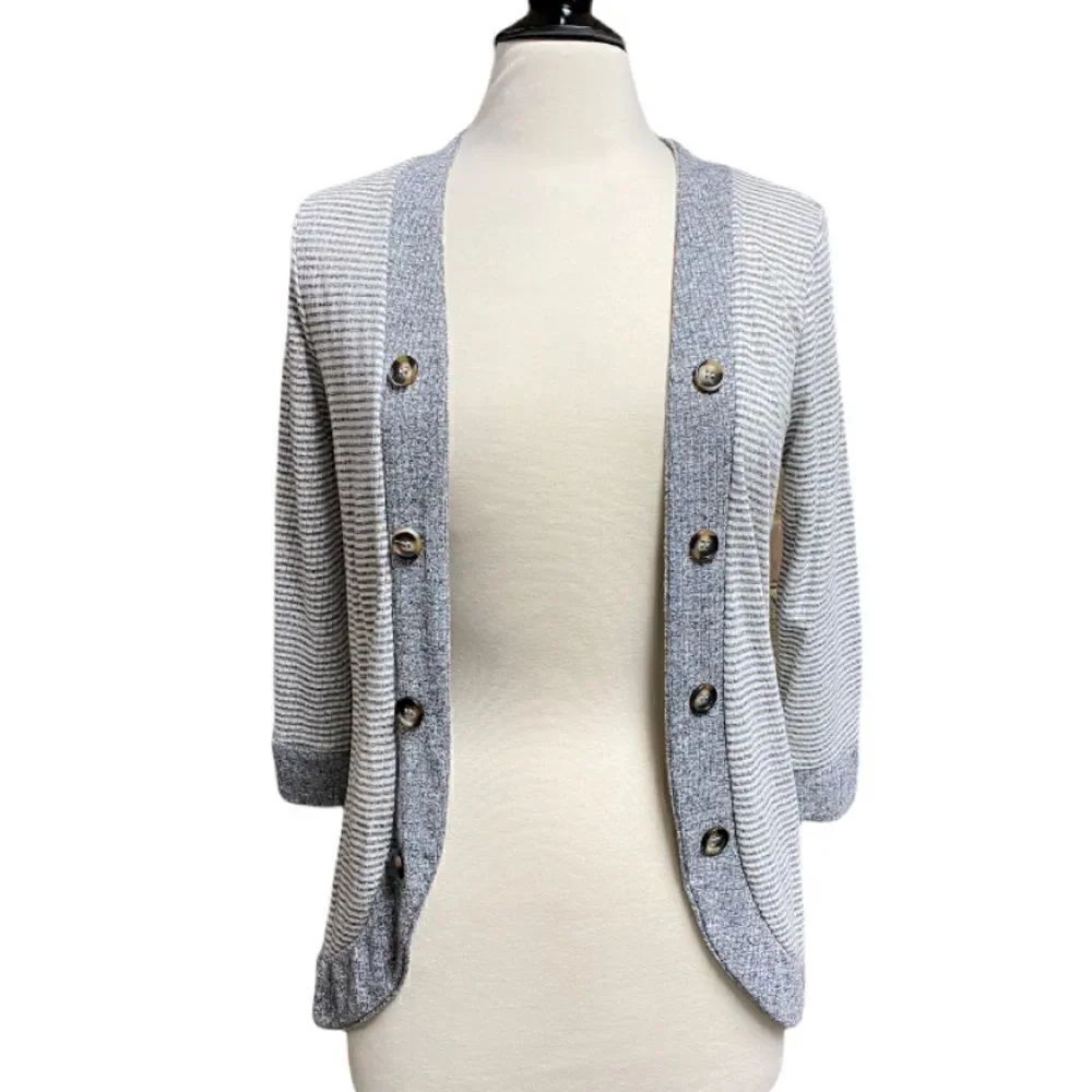 Maurices Grey Stripe 3/4 Sleeve Open Cadigan